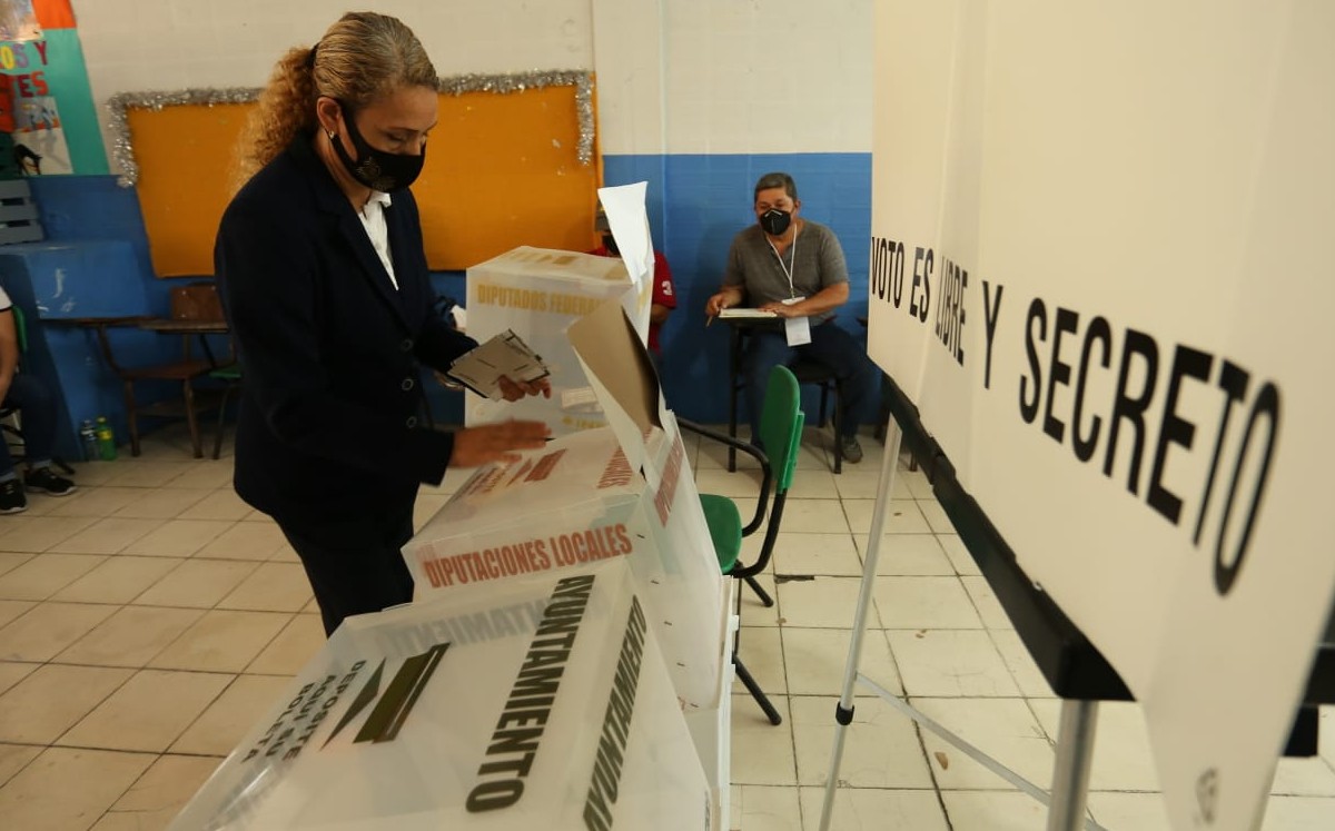 INE podría sancionar 949 candidaturas por no reportar gastos