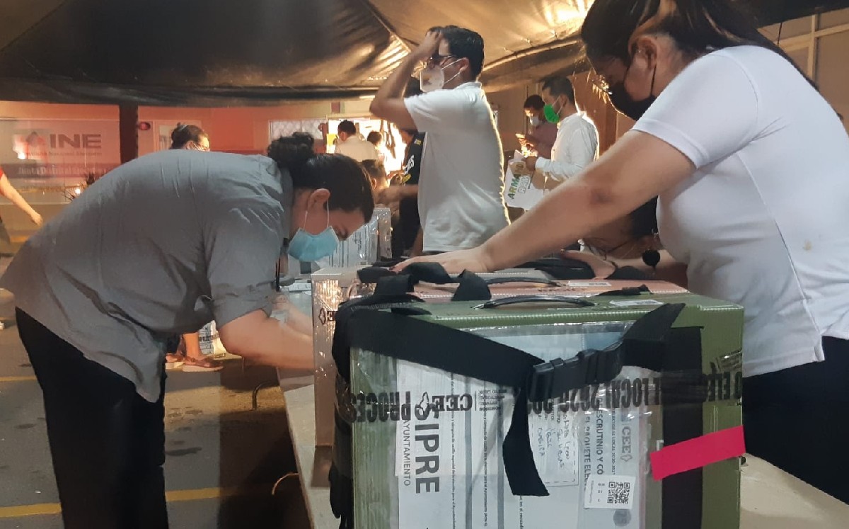 MINUTO A MINUTO: INE reporta que participación ciudadana fue de entre 51.7% y 52.5%