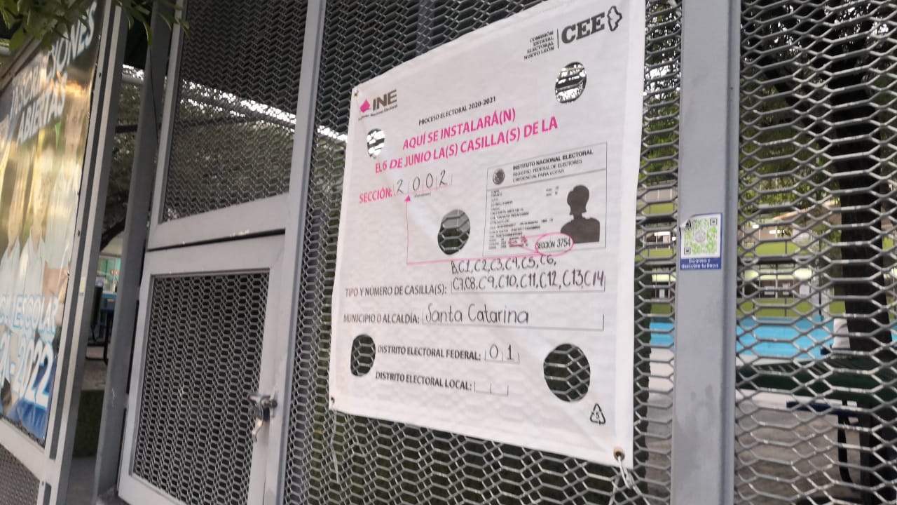 Cierre de casilla antes de horario detona altercado en Santa Catarina
