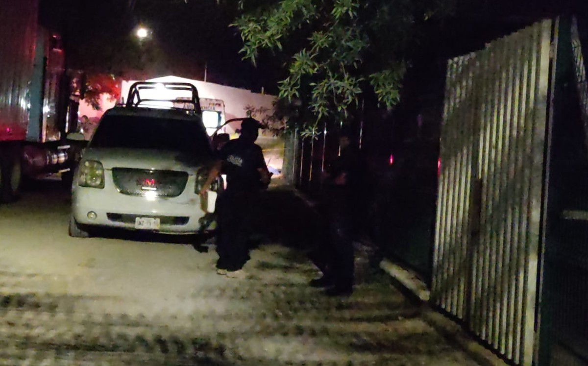 Enfrentamiento a balazos deja un muerto y un oficial herido en Cadereyta