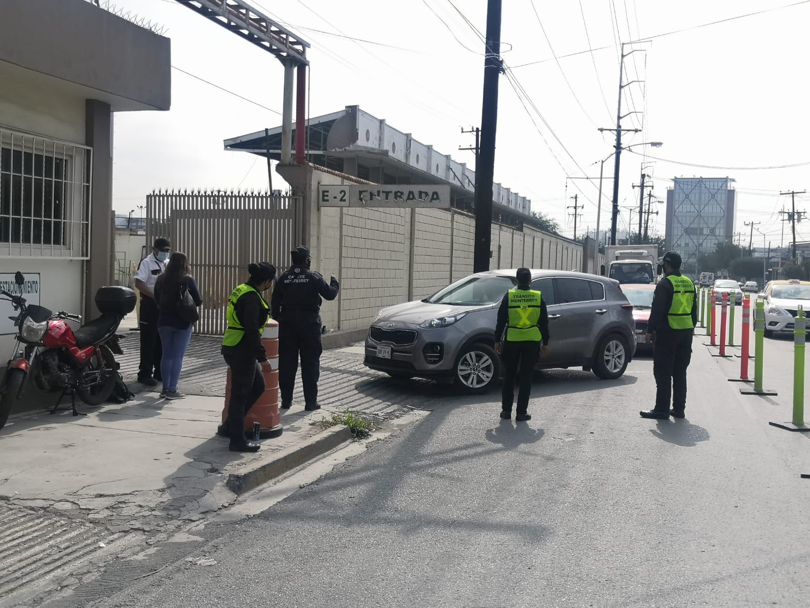 Vacunan contra Covid-19 a empleados de Heineken en Monterrey