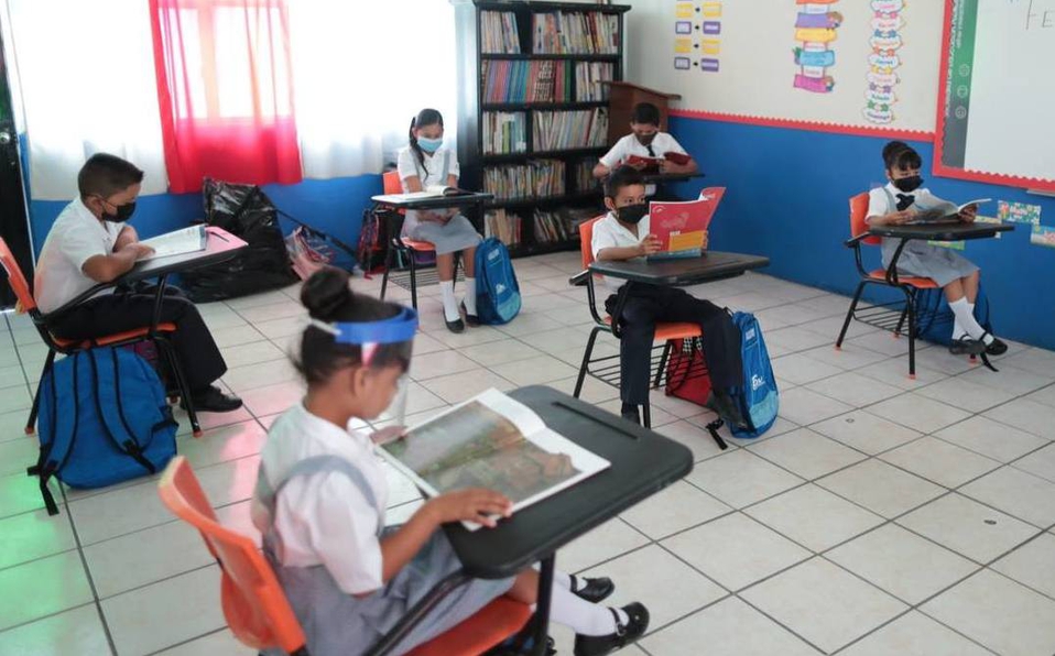Regresarían a clases presenciales de educación básica 25 municipios de Nuevo León