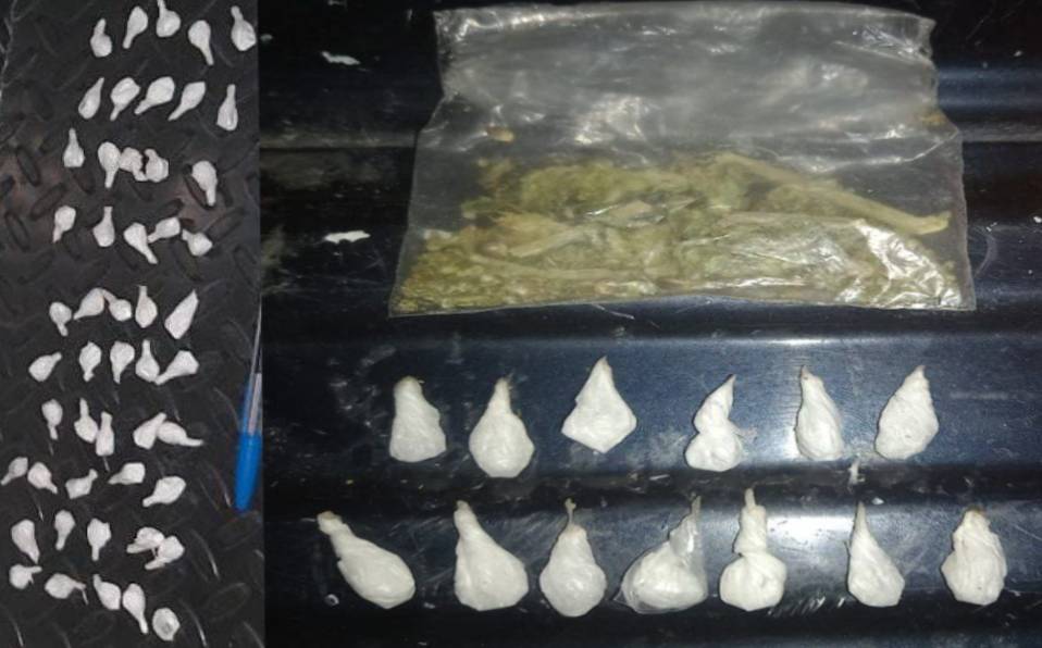 Detienen a dos presuntos distribuidores de droga, en León