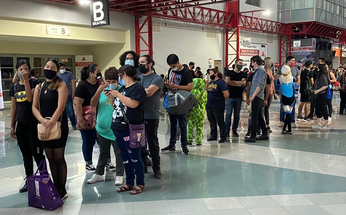 Disfrutan regios de ‘Fan Party’ con grandes actores de doblaje