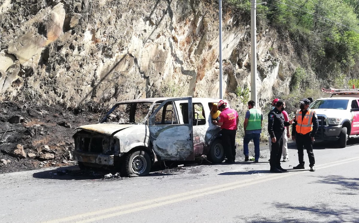 Incendio provoca movilización en la colonia Miguel Hidalgo