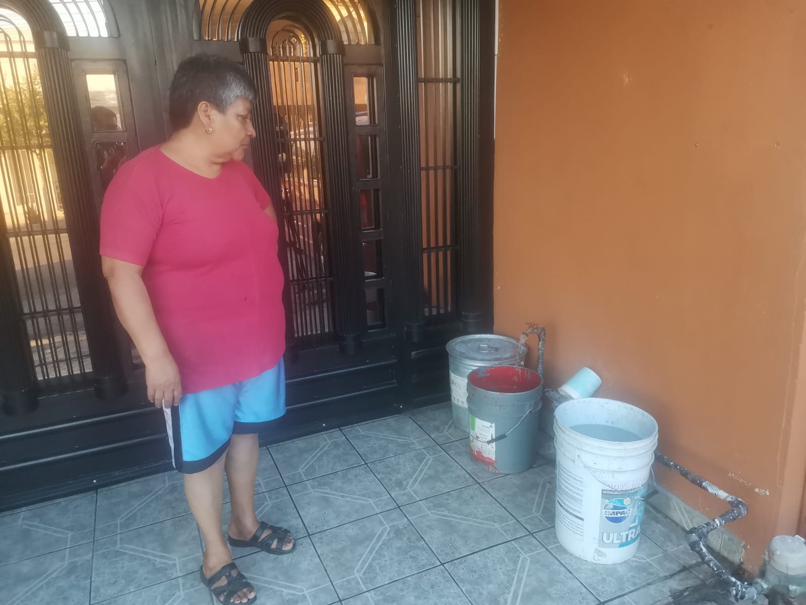 Baja presión del agua afecta a vecinos en distintos sectores de Cumbres