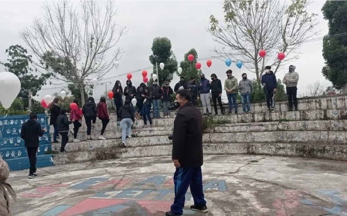 En 20 días mujer pierde a su hijo, esposo y suegro por Coronavirus: "éramos cinco, ahora somos dos"