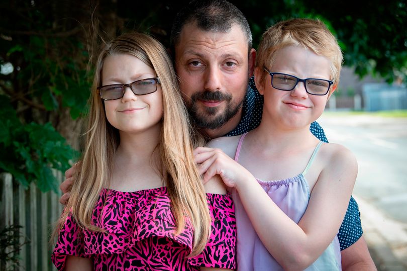 Pequeña recibe riñón de su papá, ahora su hermana necesita un trasplante para no morir