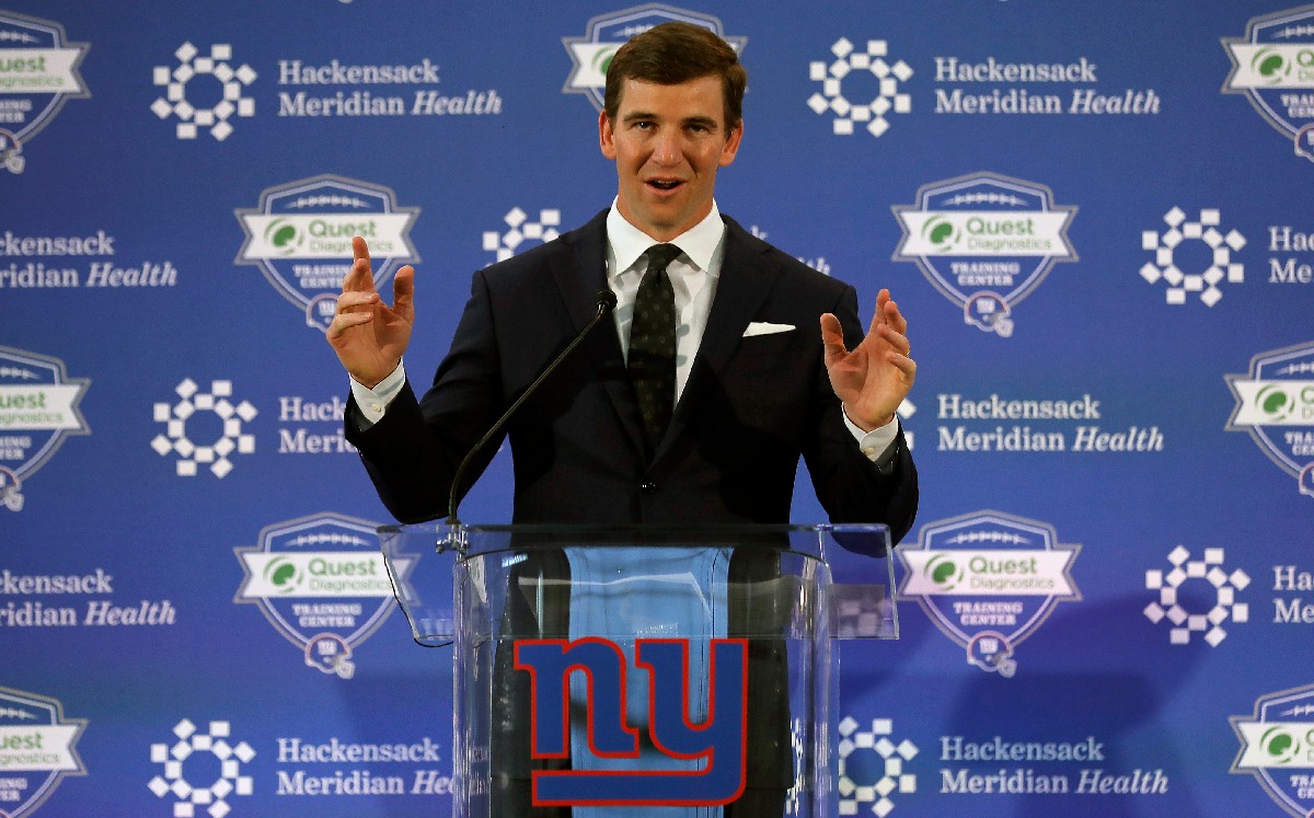 Gigantes anuncian que retirarán el número de Eli Manning