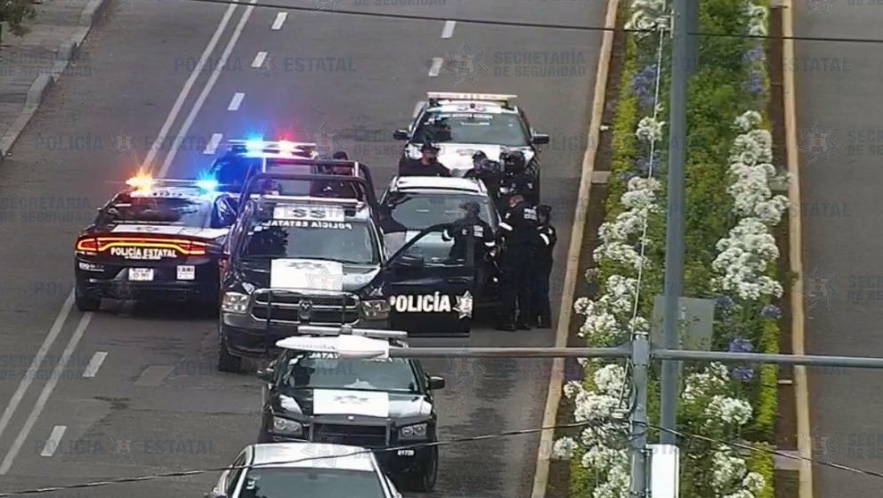 Persecución en Edomex para detener a presunto ladrón de casas
