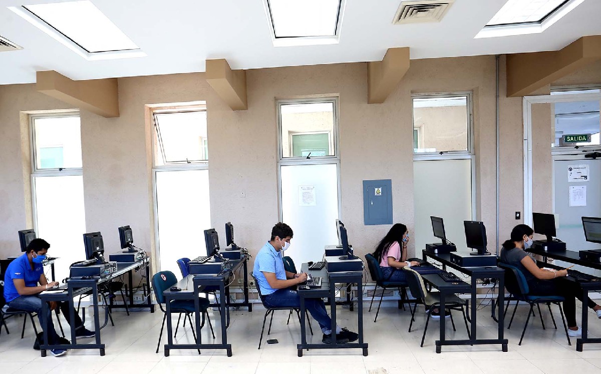 UANL, lista para regreso a clases con modelo híbrido