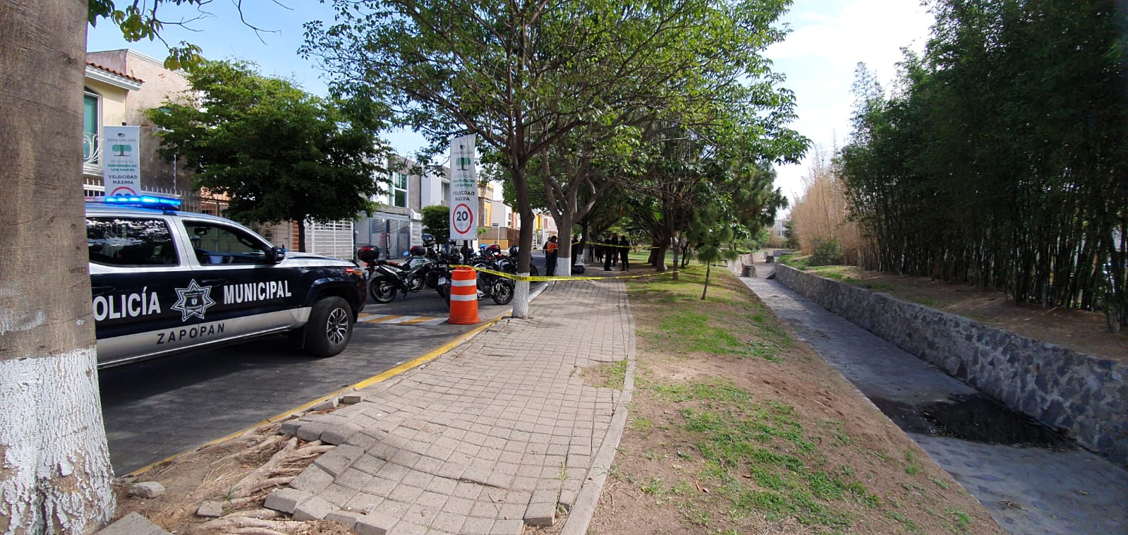 Mientras barría afuera de su casa, hombre es asesinado en Zapopan ...