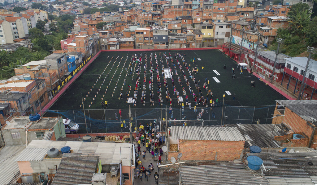 Pandemia golpea fuerte a Brasil, especialmente los pobres