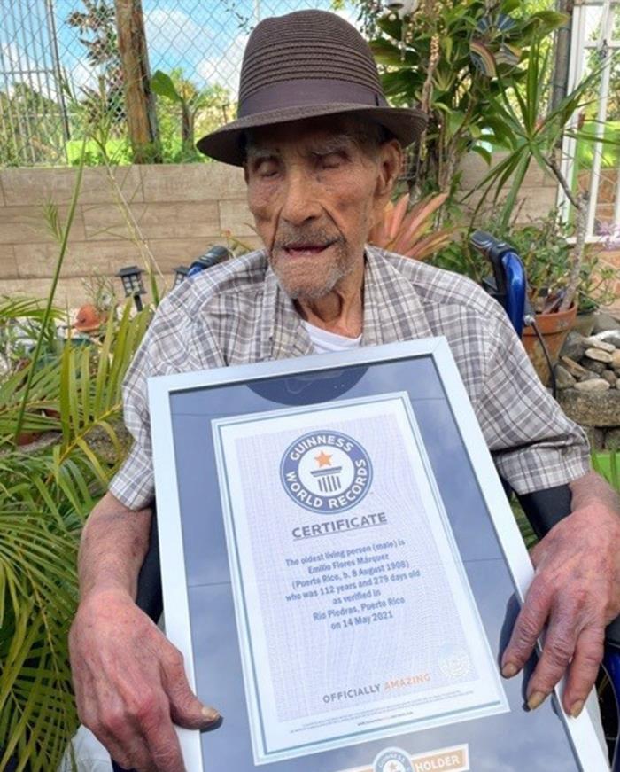 Emilio Flores, el hombre más longevo del mundo con 112 años