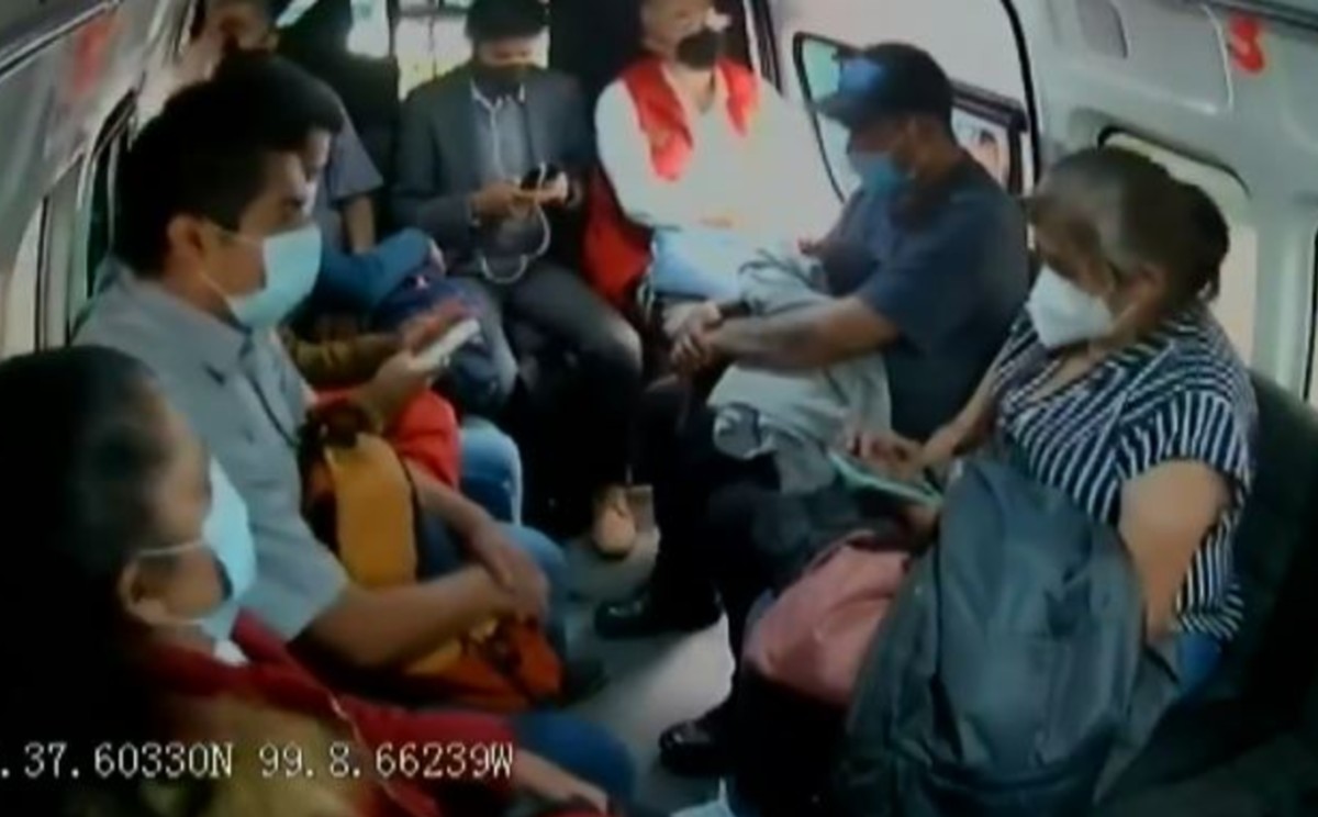Chofer frustra asalto a unidad del transporte público en Edomex