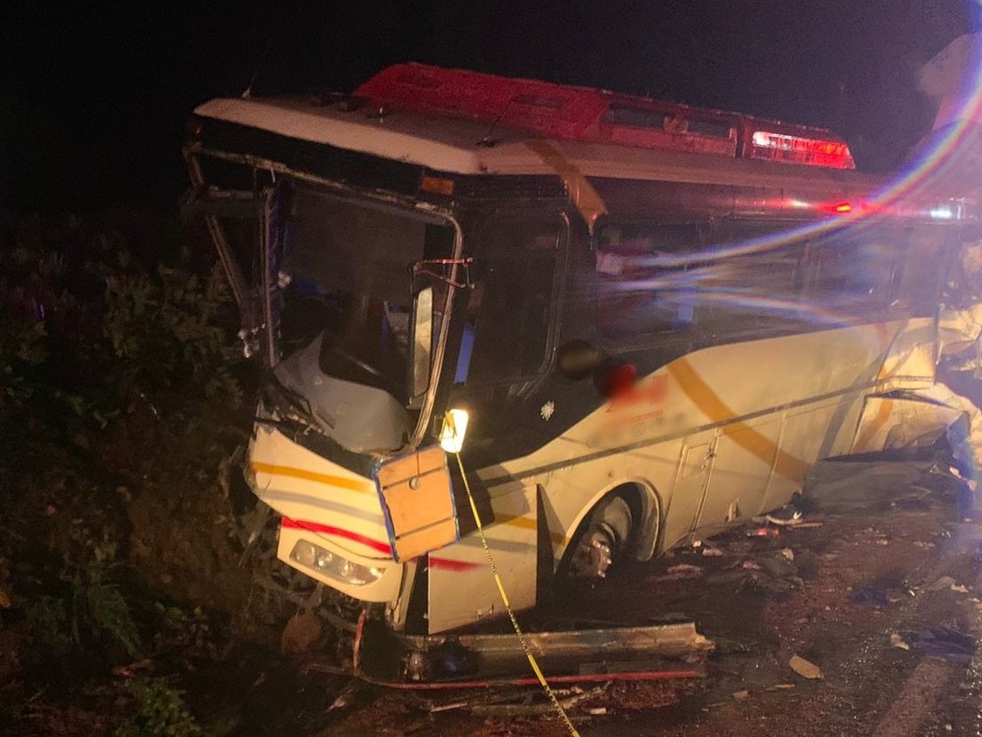 Mueren guanajuatenses en accidente carretero; venían de Guayabitos