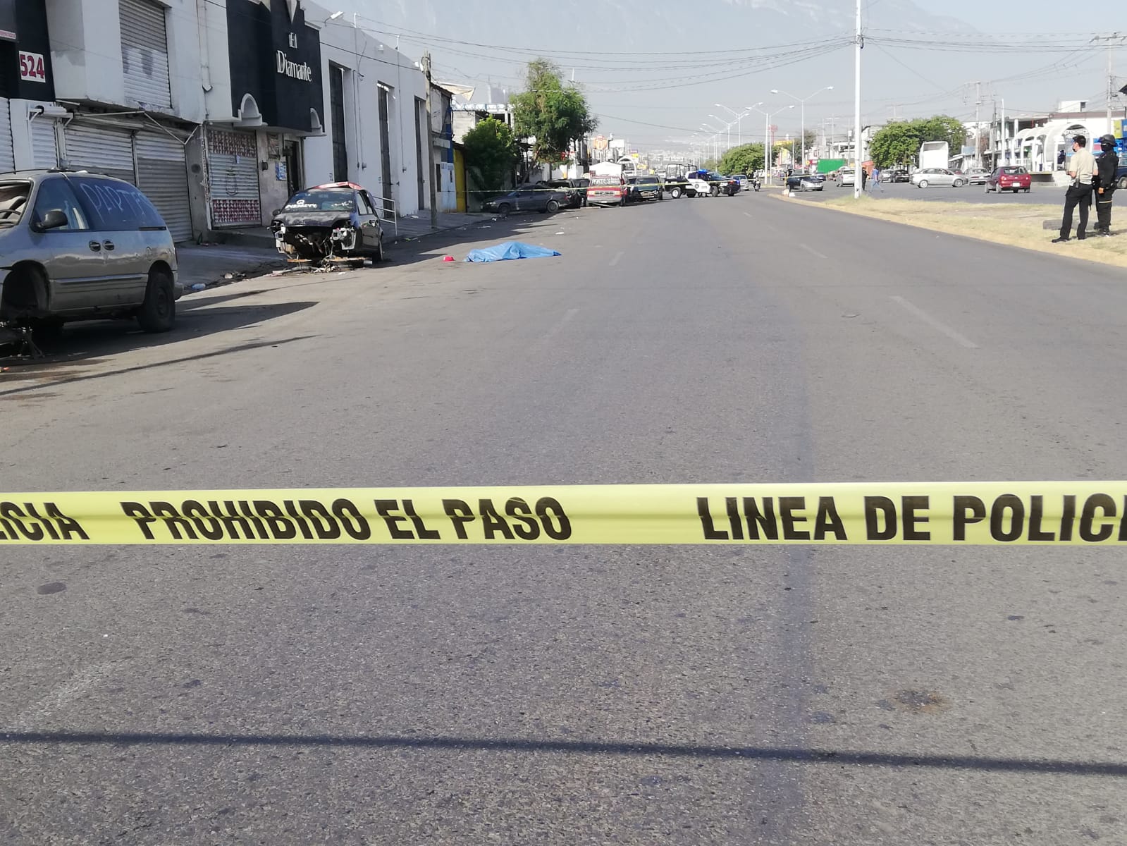 Investigan muerte de un hombre presuntamente atropellado afuera de bar en San Bernabé