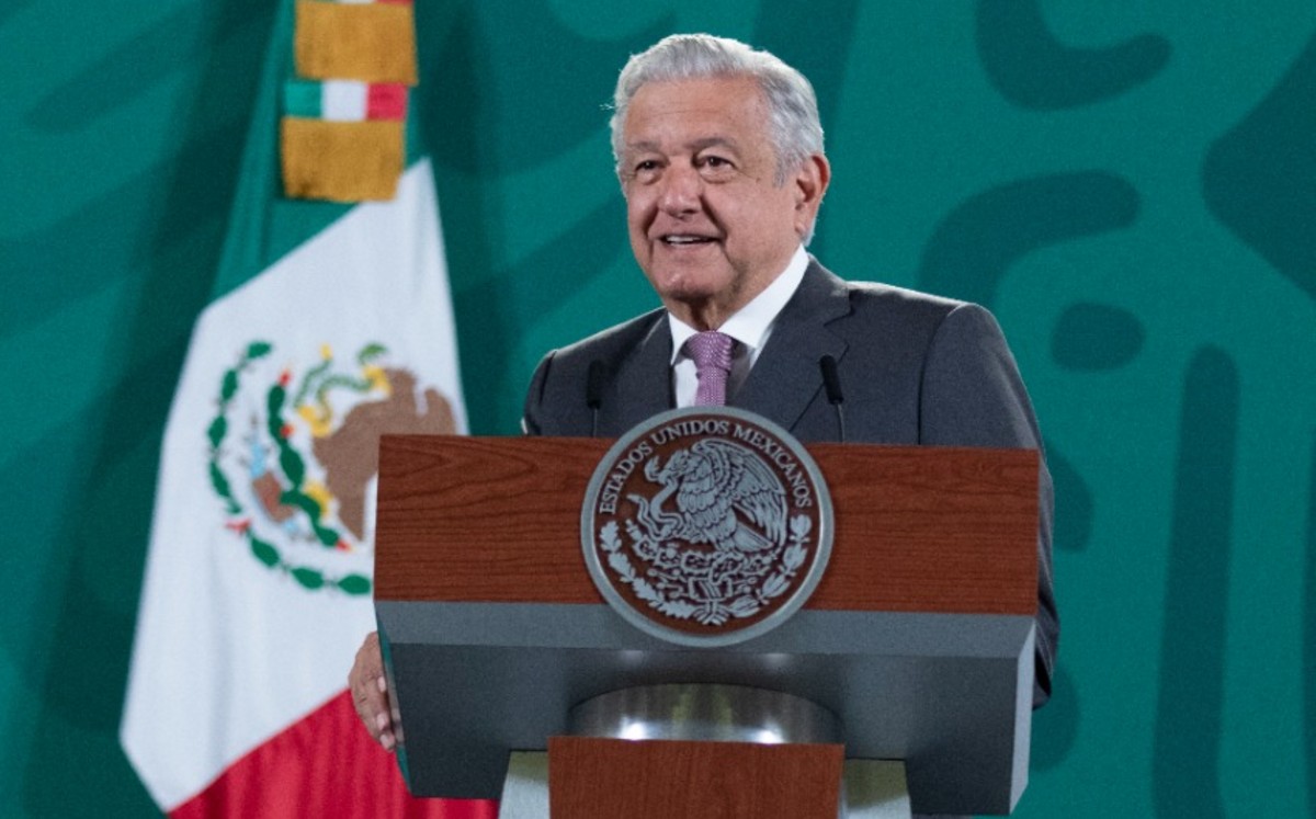 AMLO no descarta vacunación anticovid para menores de edad con problemas de salud