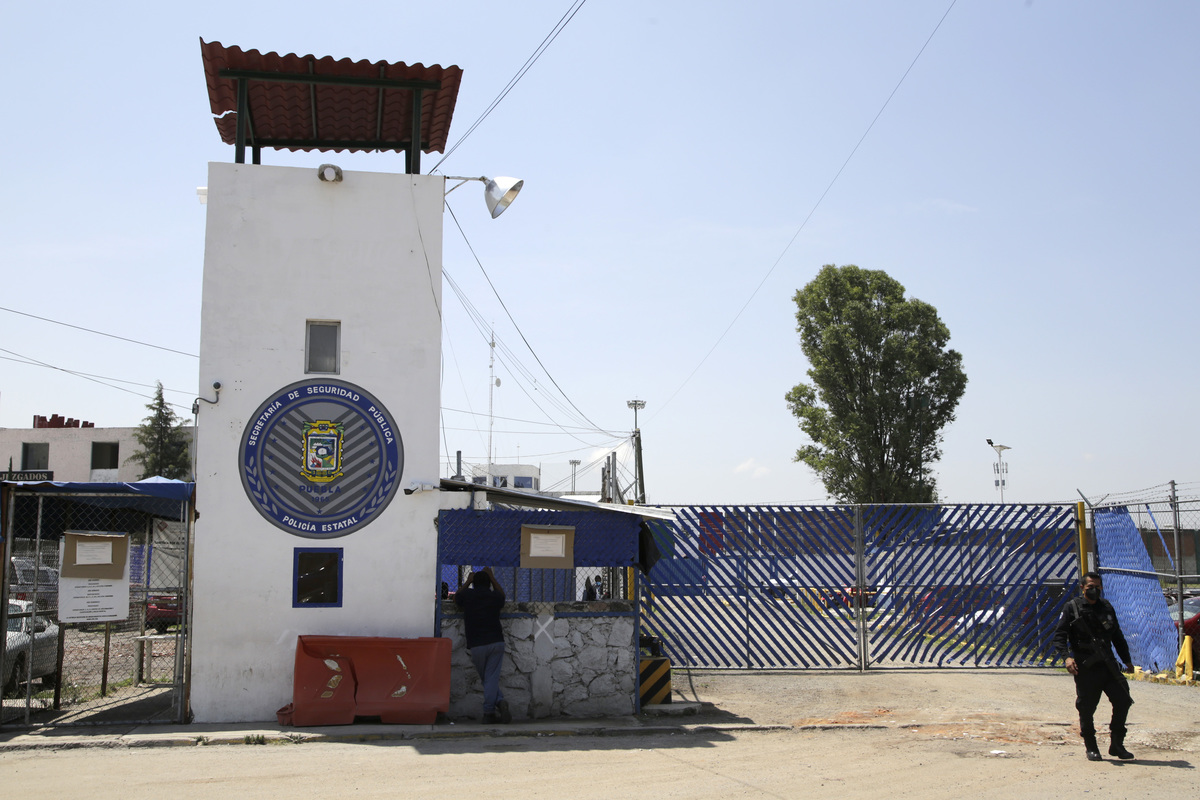 A finales de año construirán nuevo penal en Puebla: Miguel Barbosa