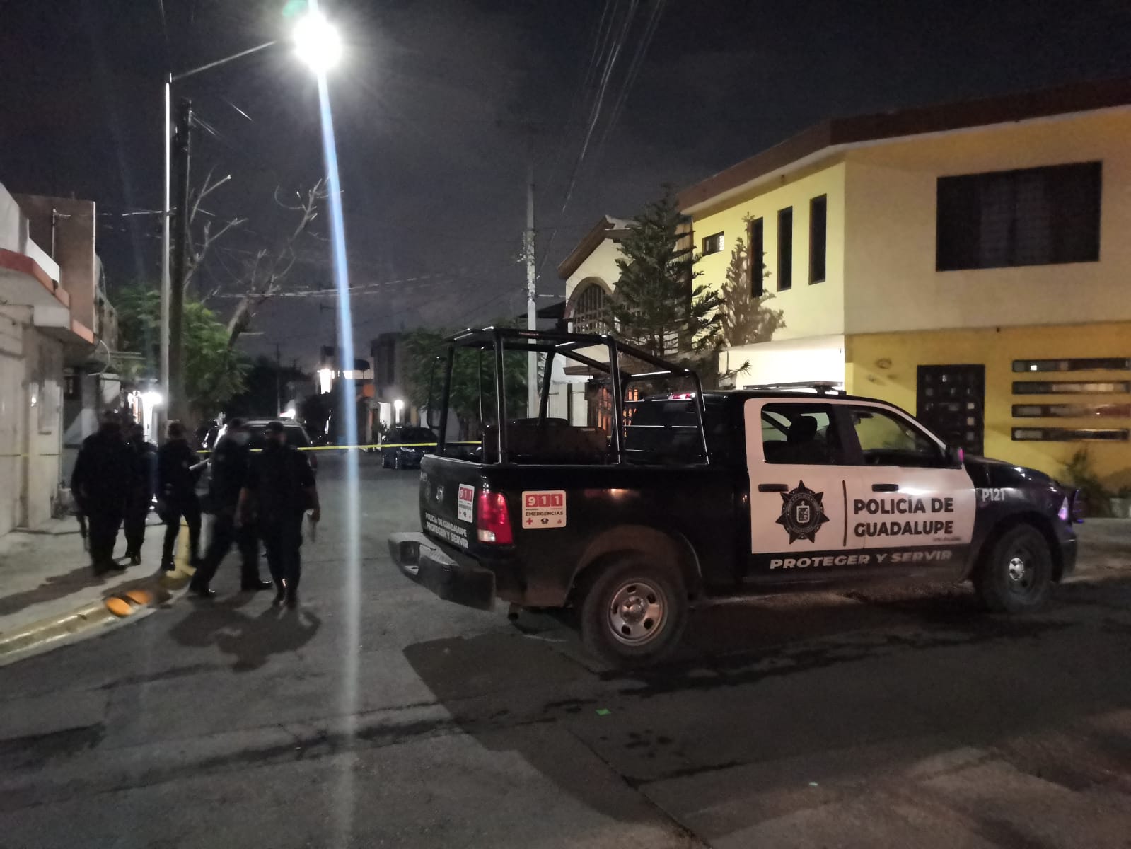Presunta balacera sobre casa moviliza policía en la colonia Dos Ríos, Guadalupe