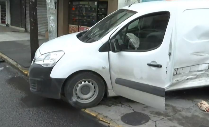 Choque de crucero deja una persona lesionada en el Centro de Monterrey