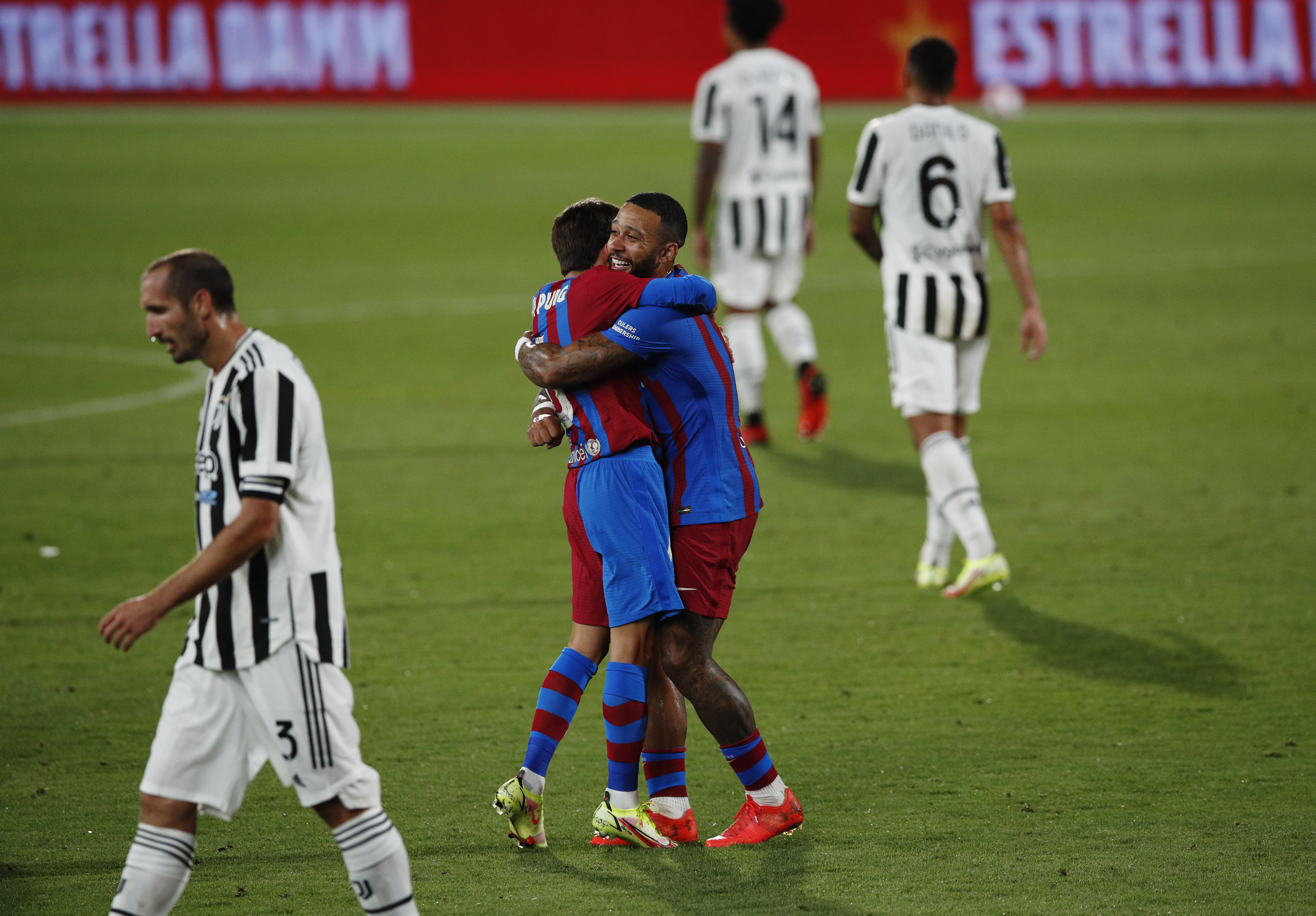 El Barça doblega al Juventus en un Gamper marcado por la sombra de Messi