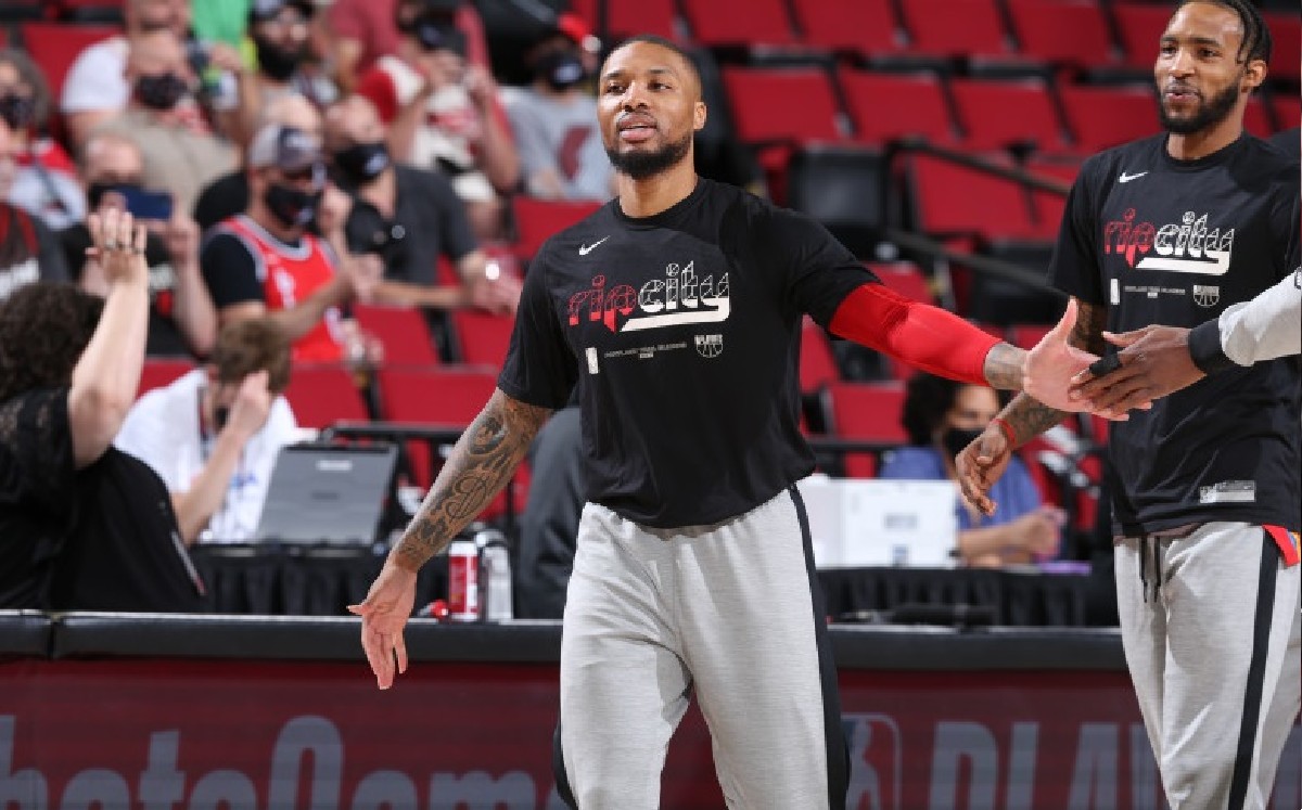 Damian Lillard descarta en redes sociales el ir a los Lakers