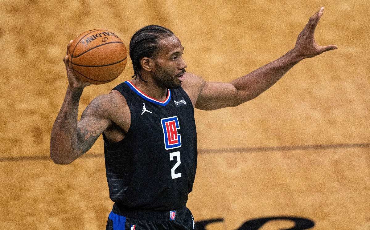 Kawhi Leonard firma contrato enorme de extensión con los Clippers