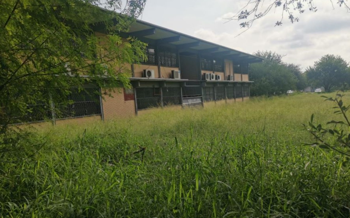 Padres de familia denuncian vandalismo de secundaria en la colonia Guadalupe Victoria