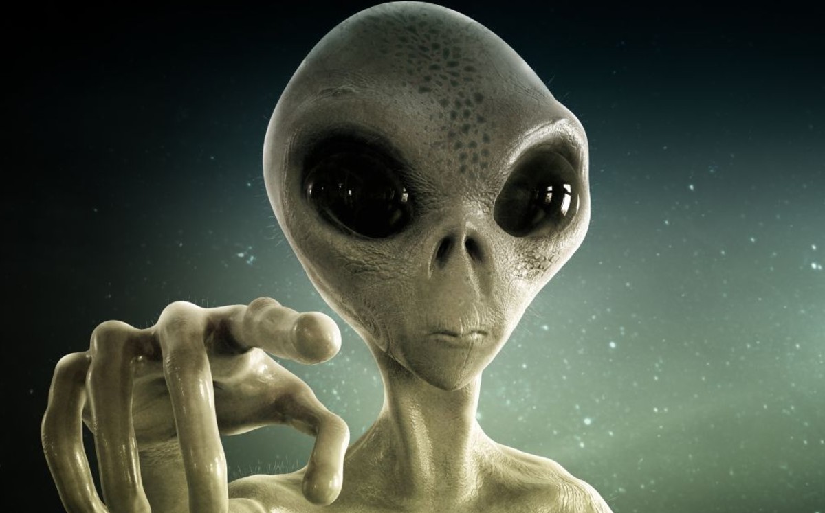 Telediario Media Hombre viajero del tiempo dice que los aliens llegarán a la Tierra en 2022