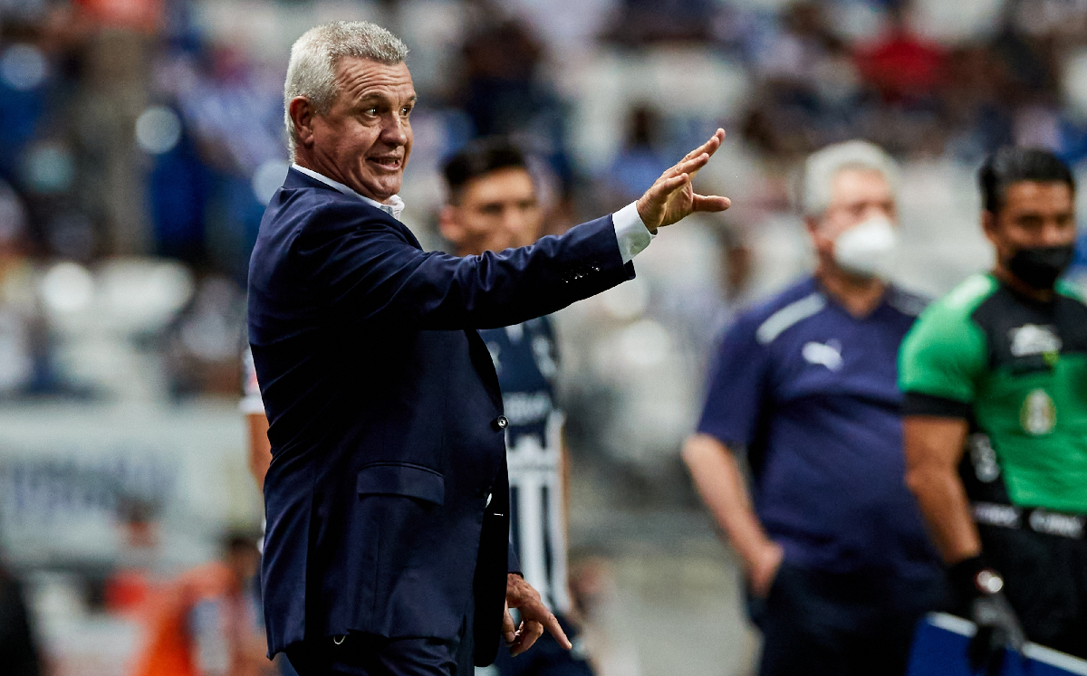 La expulsión de Montes es imperdonable: Javier Aguirre