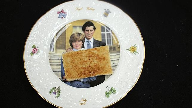 Objetos de famosos subastados por miles de euros