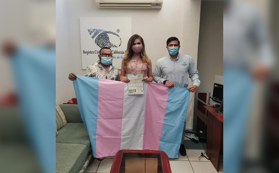 En BCS, se lleva a cabo primer cambio de identidad de género ante la ley
