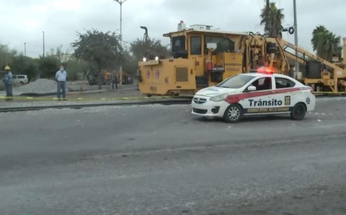 Cierran avenida Benito Juárez por trabajos en vías férreas de Escobedo