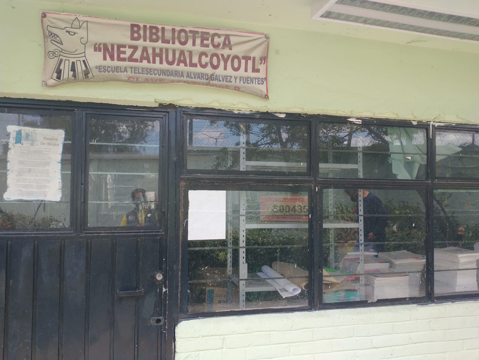 Sin puertas ni televisiones, así iniciará clases presenciales telesecundaria en Valle de Chalco