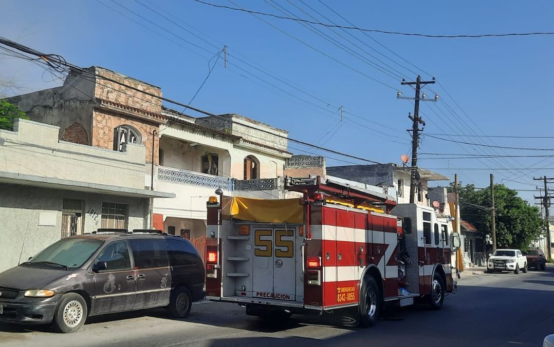 Se registra incendio en casa de la colonia Industrial