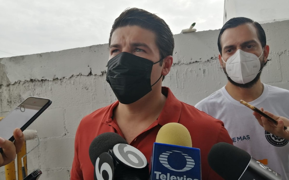 Samuel García destinará 5 millones de pesos al programa "Apadrina una Escuela”