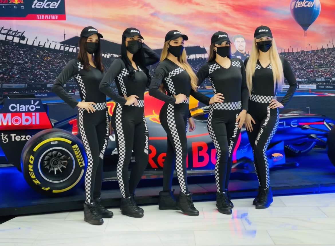¡Telcel trae el auto Red Bull Racing de Checo Pérez a Monterrey!