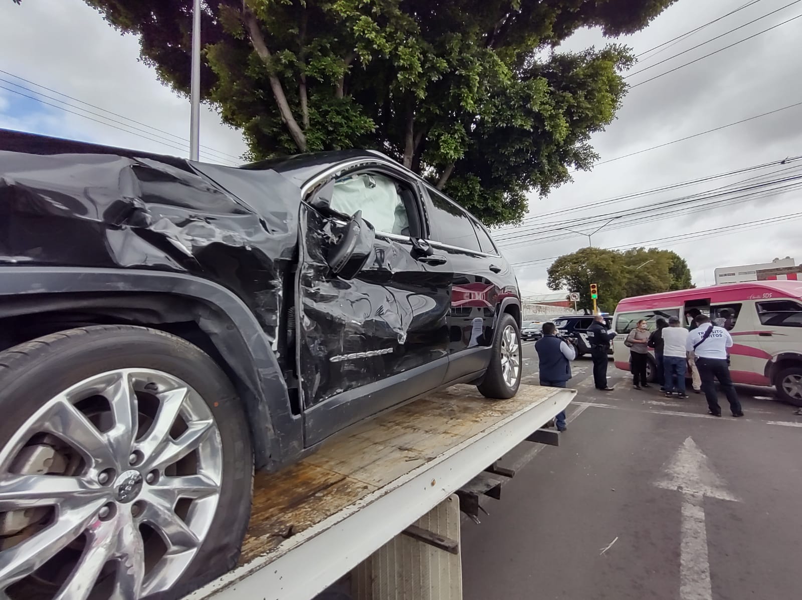 Doble choque vial en el Centro Histórico; hay seis heridos