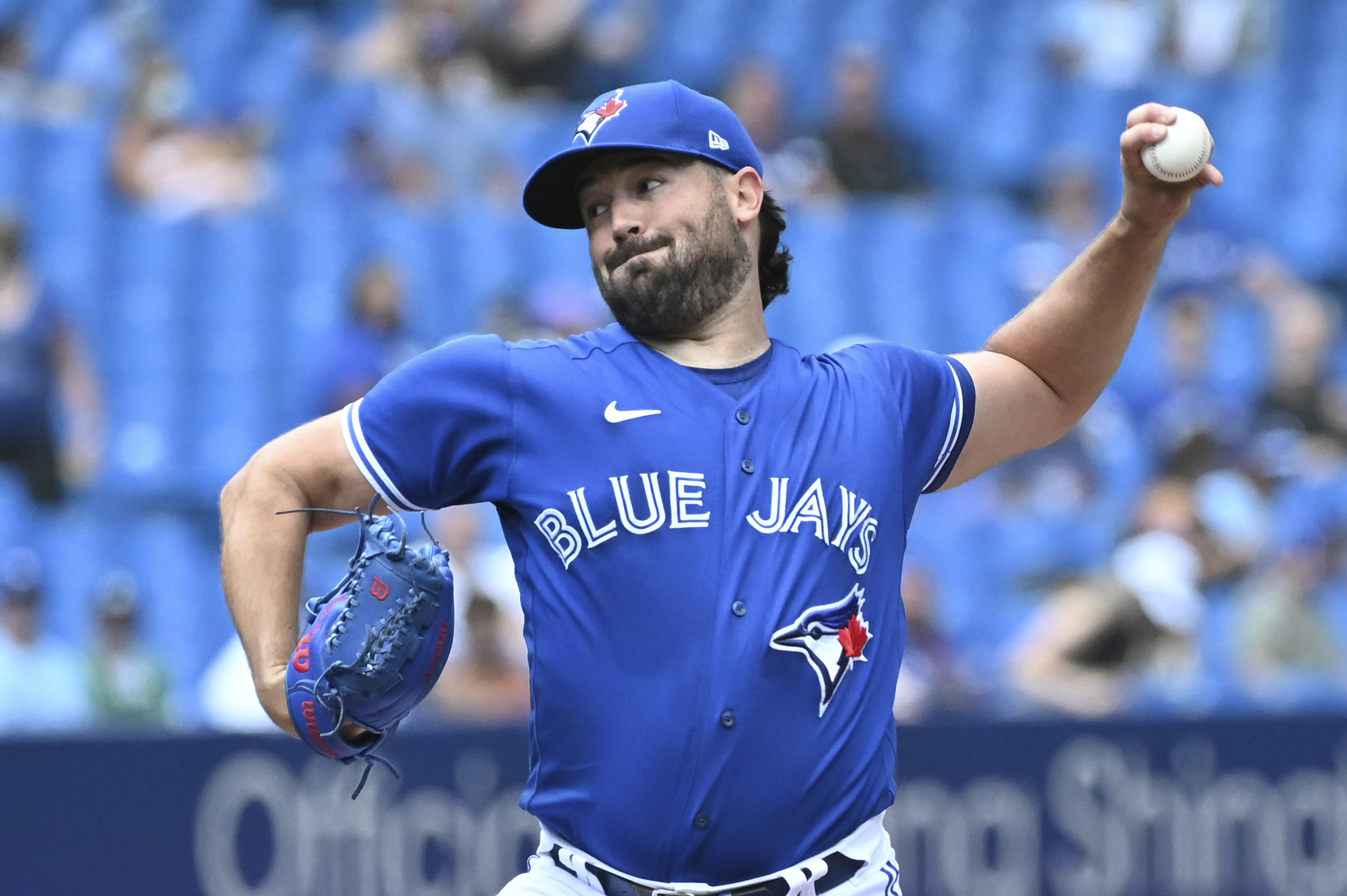 Blue Jays barre a Athletics después de que Ray ponchara a 10 peloteros