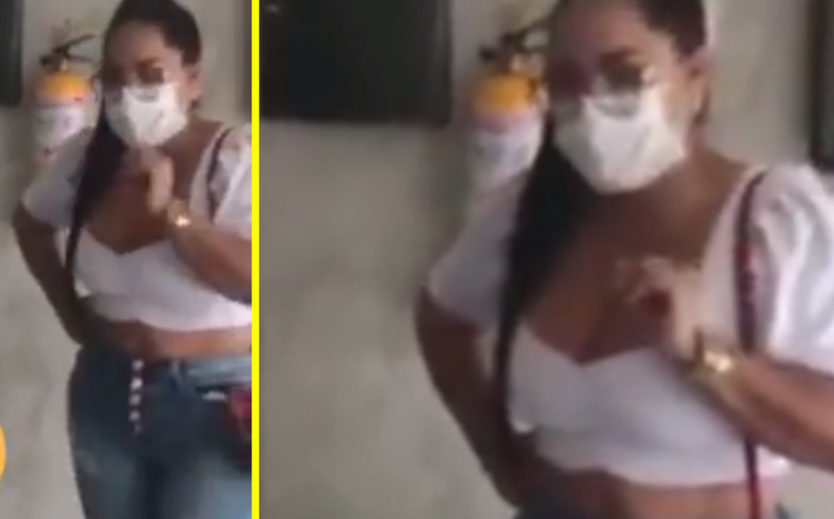 Escuela niega entrada a mamá por vestir con pantalón entallado y top (VIDEO)