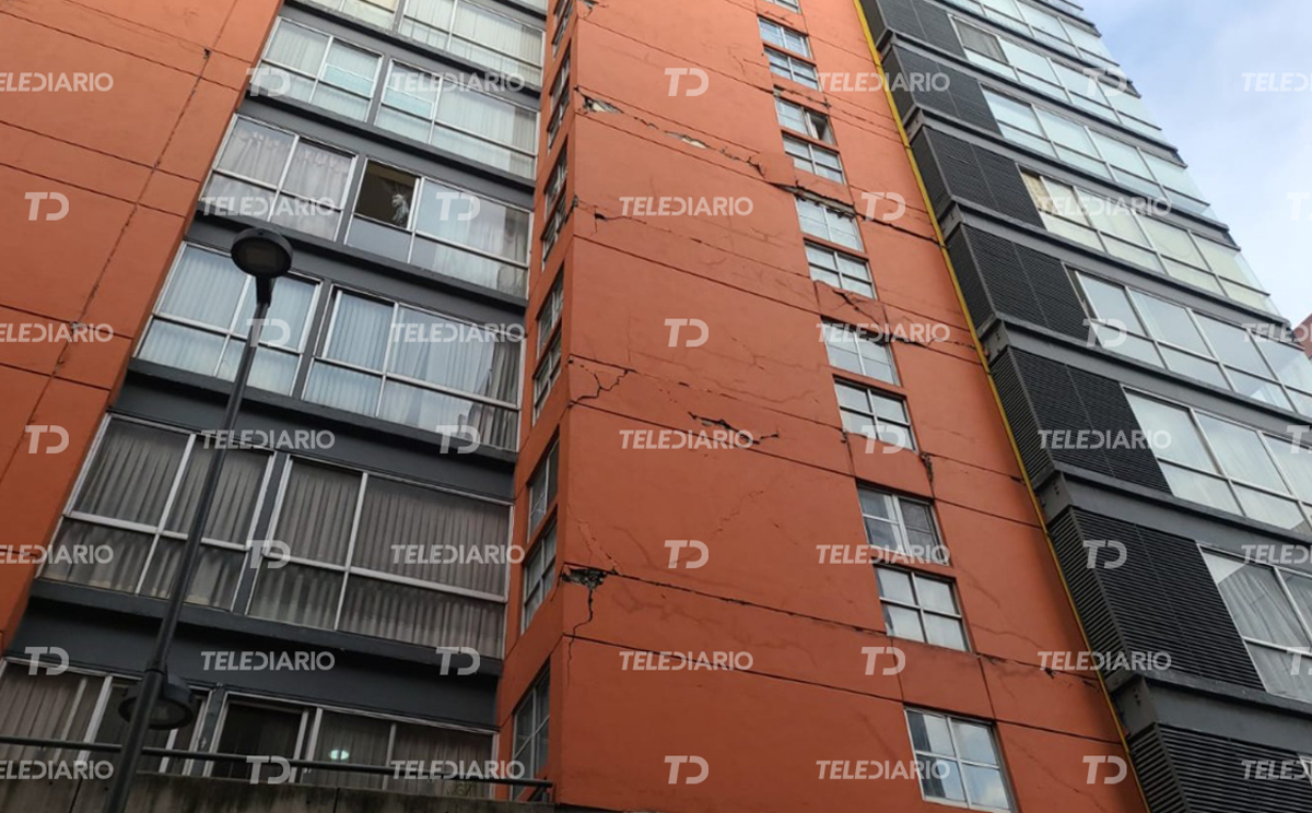 Tras sismo de 7.1, reportan daños en edificio de la colonia Centro en CdMx