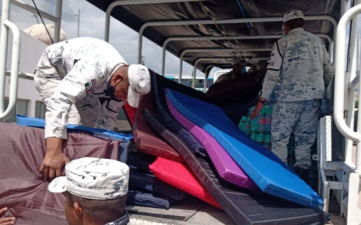 La Guardia Nacional distribuye víveres y ropa para afectados por el desbordamiento del río Tula