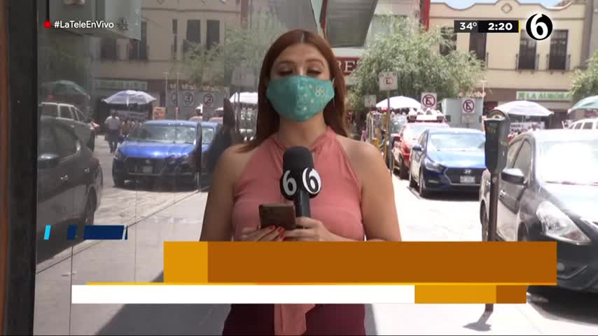 Titularia noticia Filas de más de dos horas hicieron los ciudadanos en las instalaciones de Agua y Drenaje (AyD) del centro de Apodaca.
