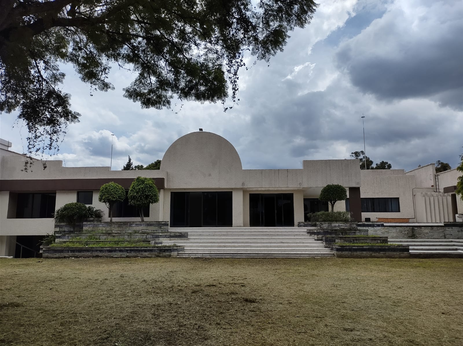 ¿Te gustaría ganarla? Así es la  mansión de “El Señor de los Cielos” en Jardines del Pedregal que rifará AMLO