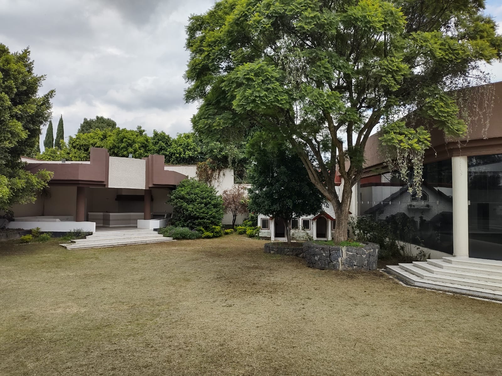 ¿Te gustaría ganarla? Así es la  mansión de “El Señor de los Cielos” en Jardines del Pedregal que rifará AMLO