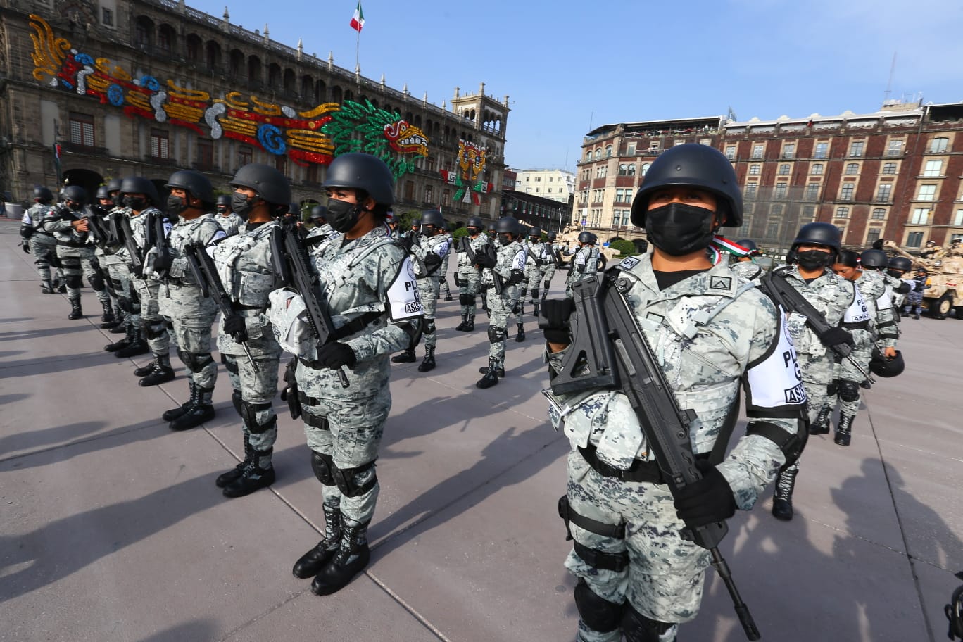 Realizan Desfile Militar por 211 aniversario de Independencia de México | Minuto a minuto