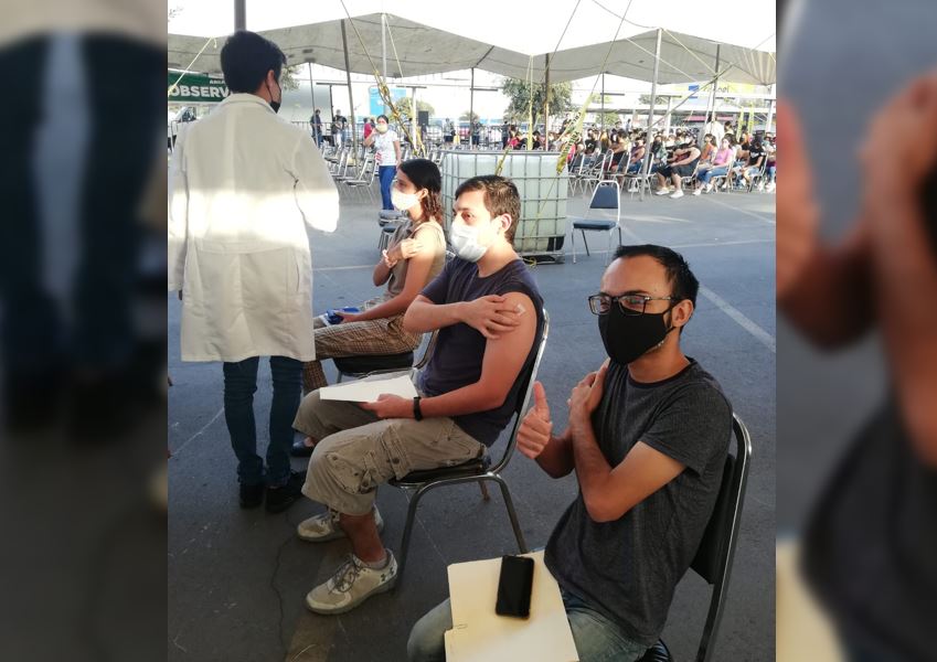 Inicia vacunación contra Covid-19 para mayores de 18 años en Apodaca
