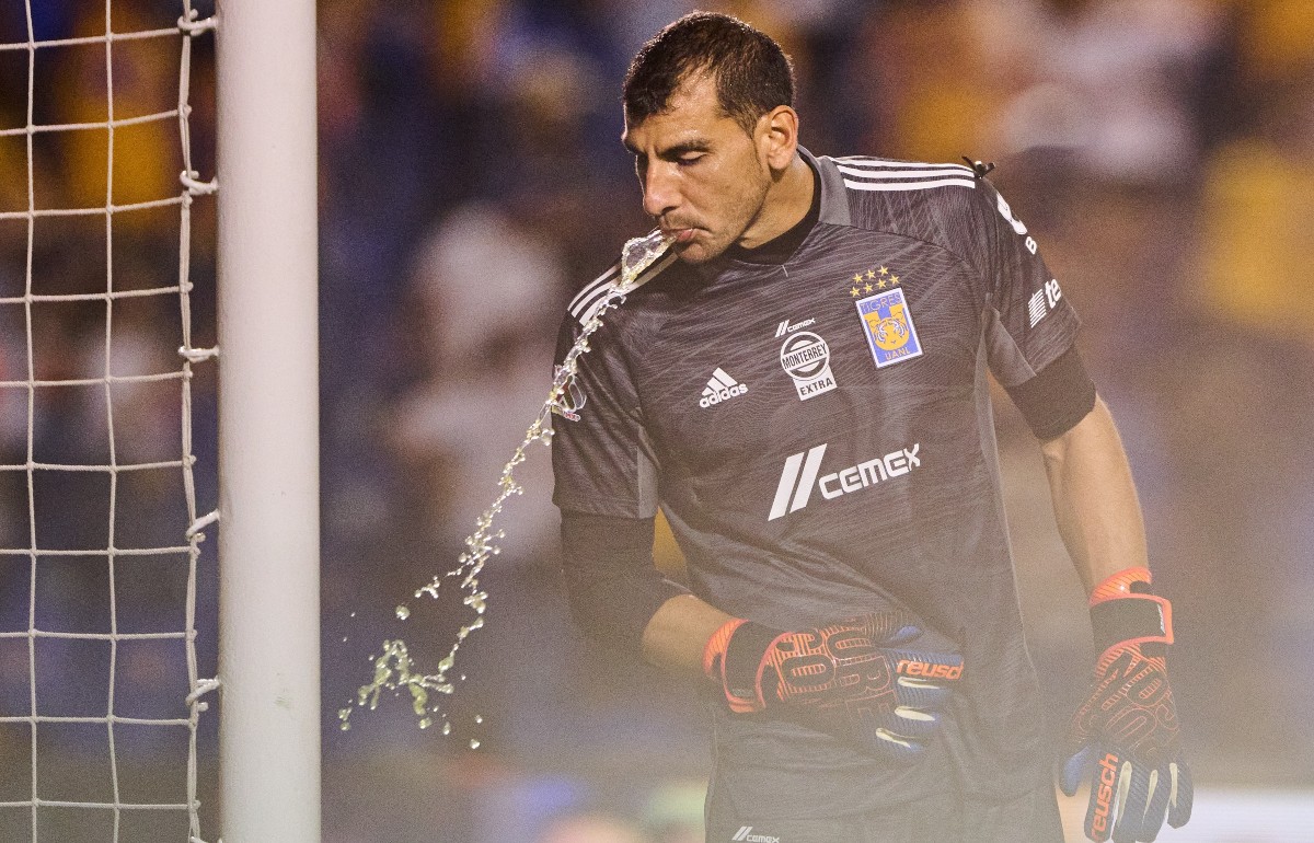 Nahuel Guzmán, el polémico del clásico