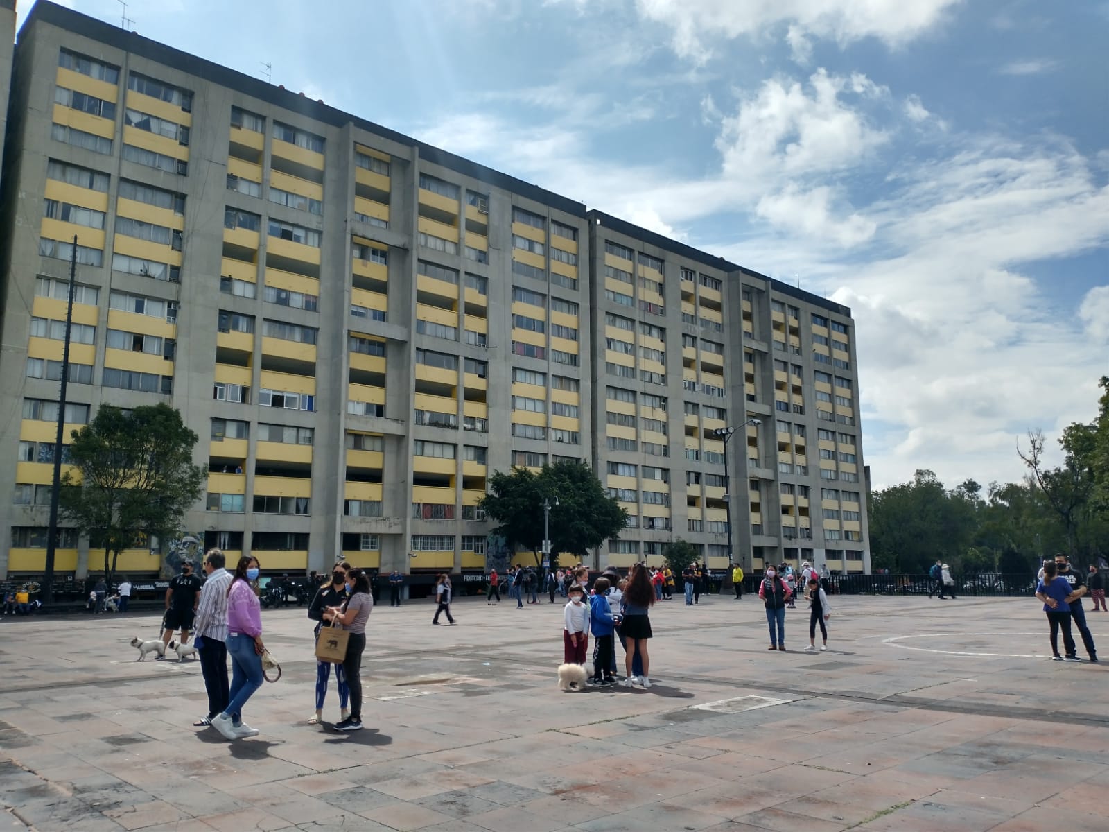 Suspenden homenaje en Multifamiliar de Tlalpan